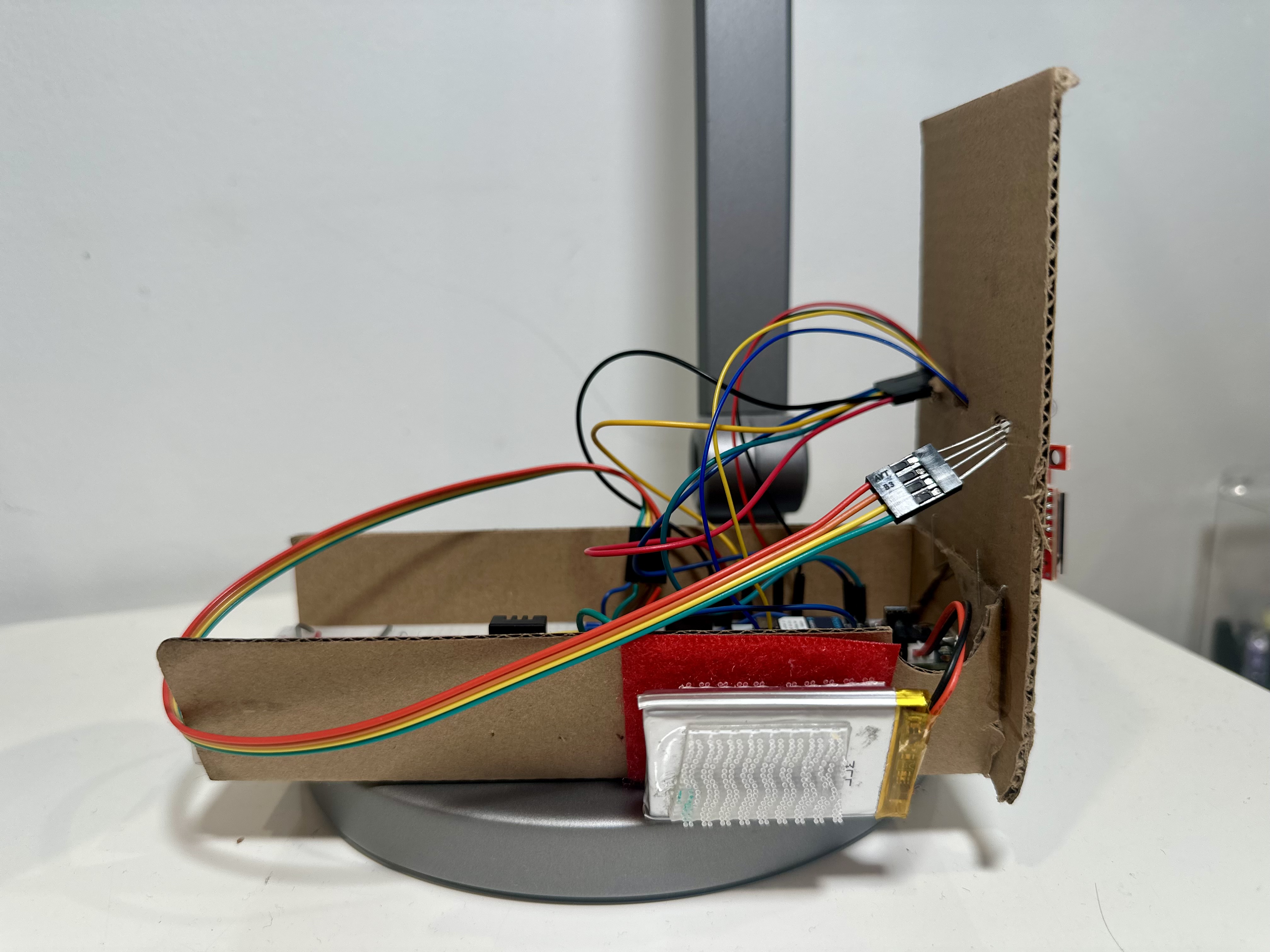 Cello Analyzer side view